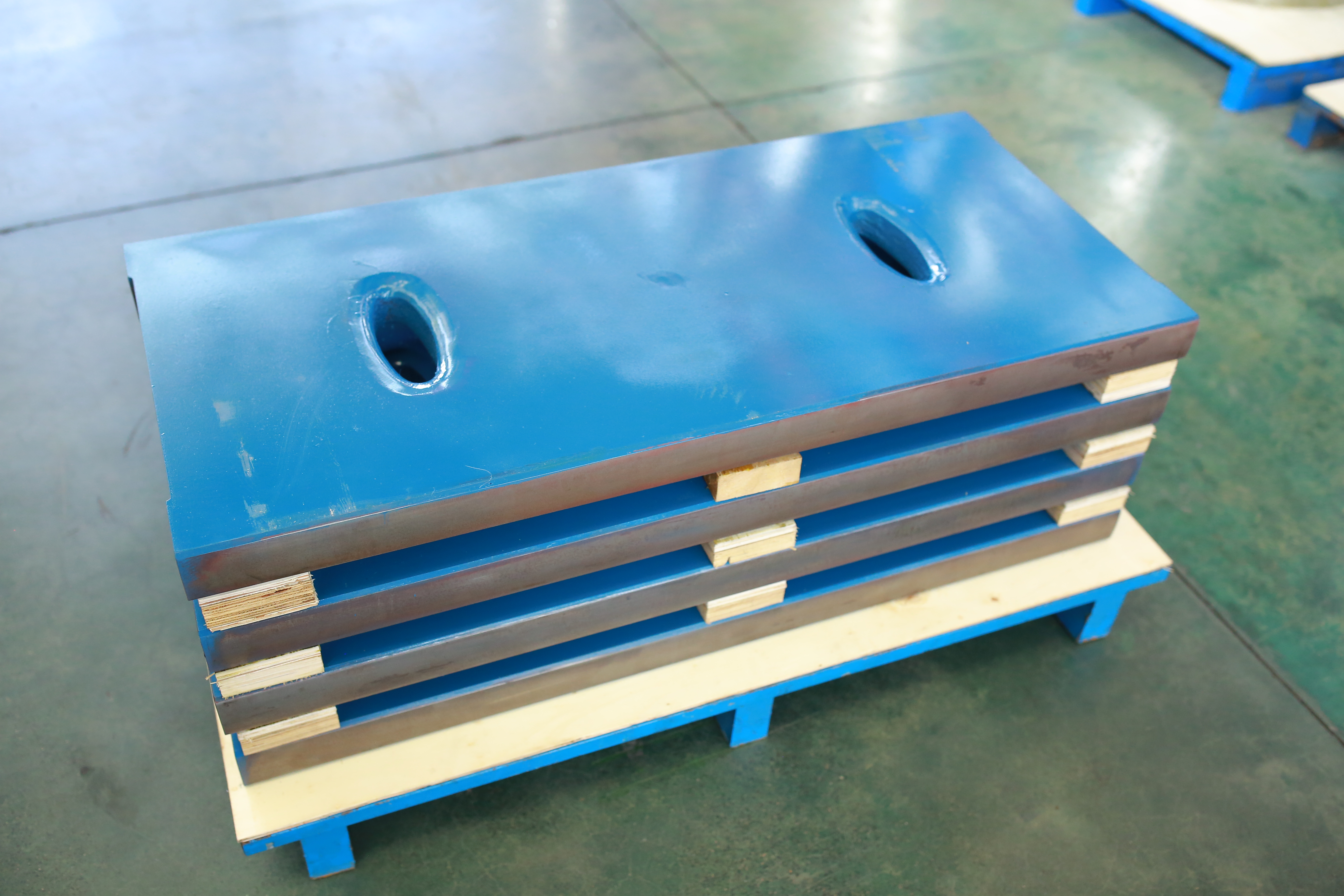 Toggle plate for Jaw crusher